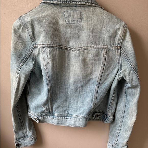 Denim Jacket - Light Wash - Picture 3 of 6